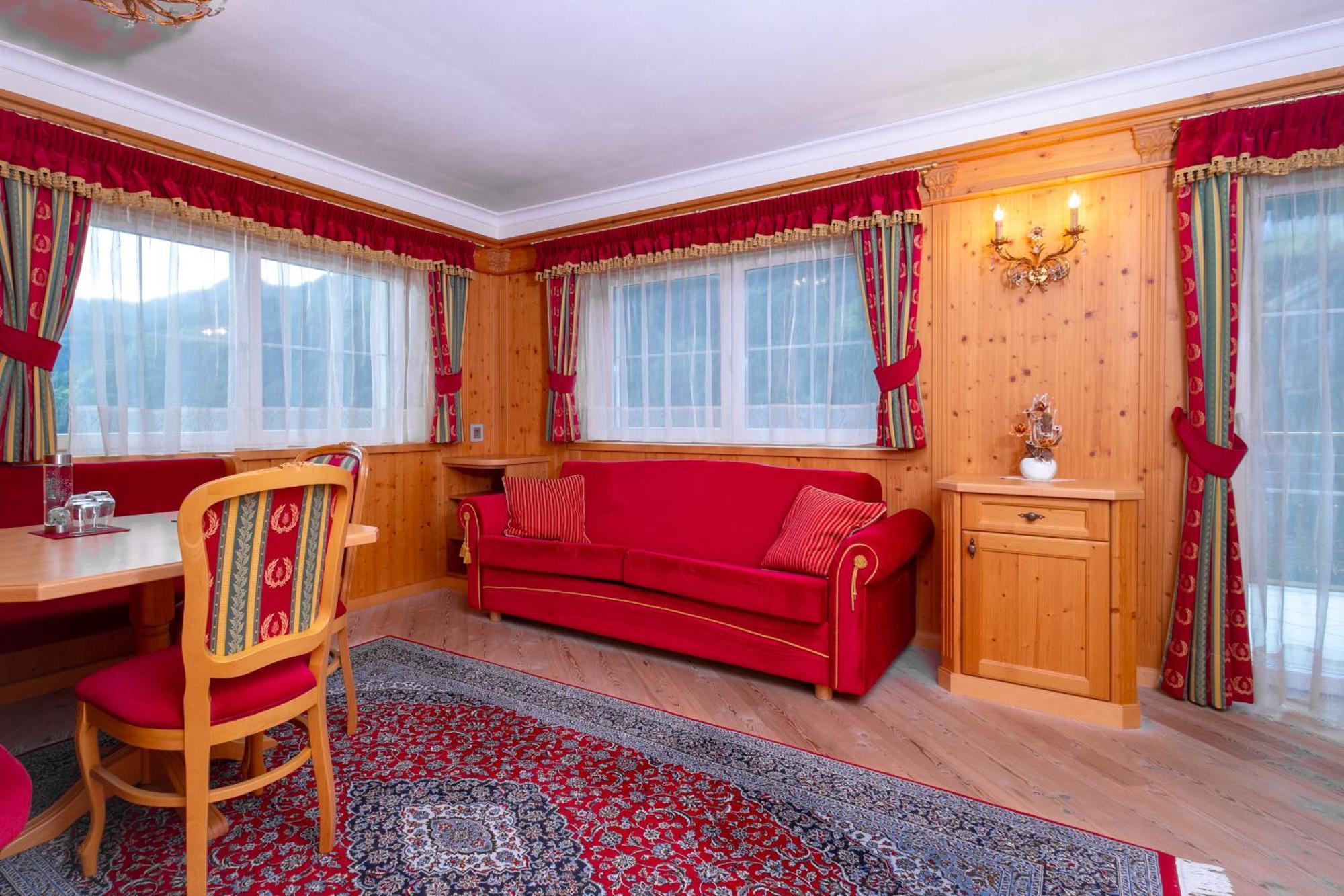 B&B Das Land-Palais - Private Mountain Hideaway Mühlwald Eksteriør bilde